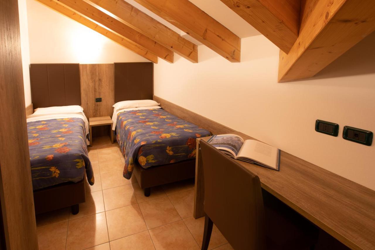 Residence Meridiana Andalo Kültér fotó