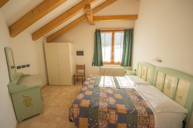 Residence Meridiana Andalo Kültér fotó