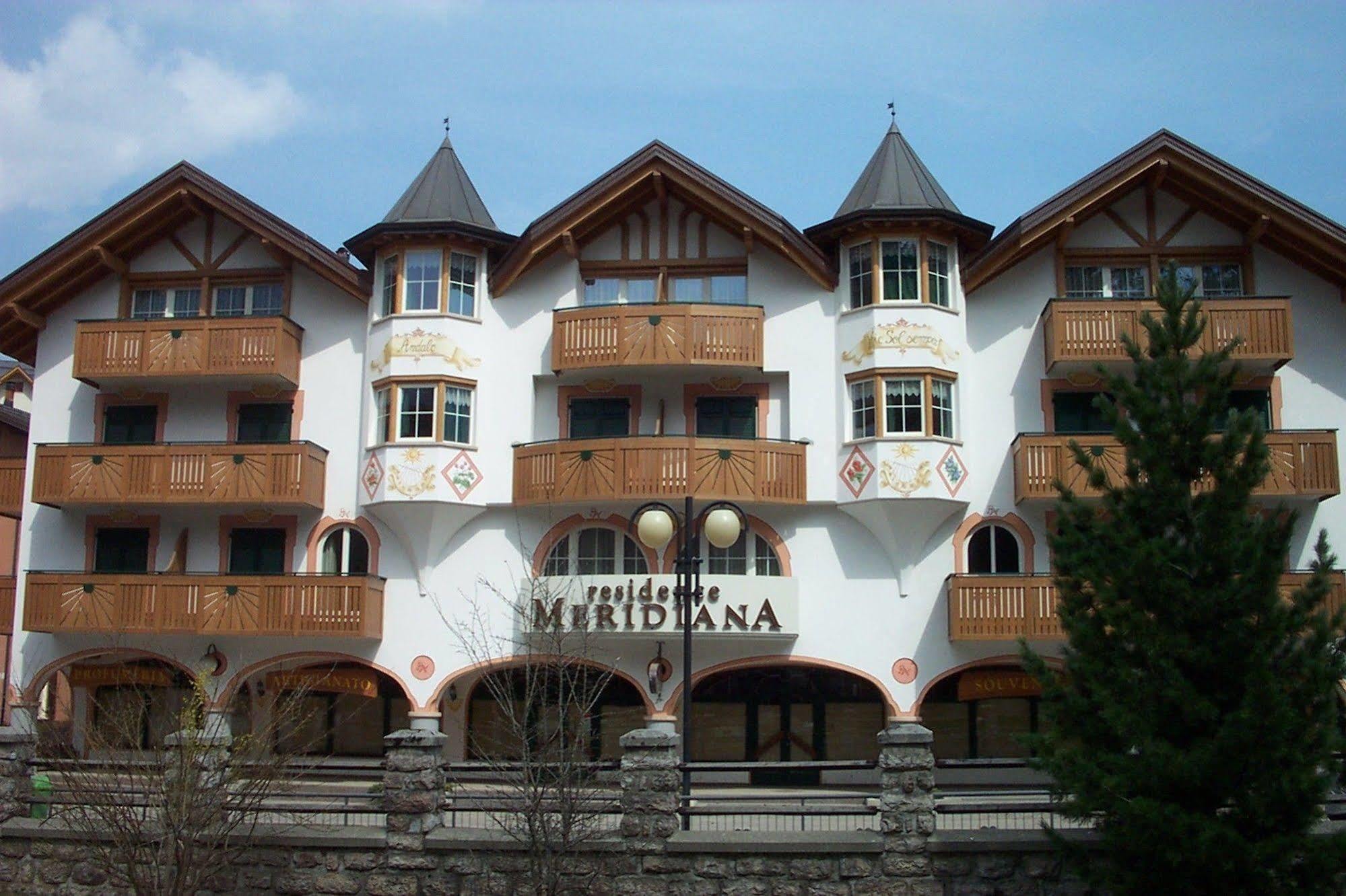 Residence Meridiana Andalo Kültér fotó