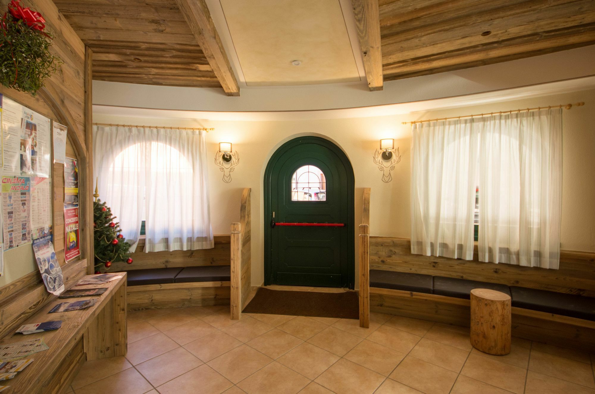 Residence Meridiana Andalo Kültér fotó